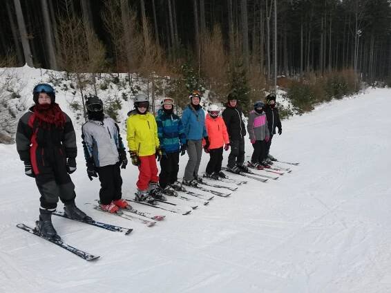 Lyžařský kurz 7.třída | ZŠ a MŠ BOHUSLAVICE