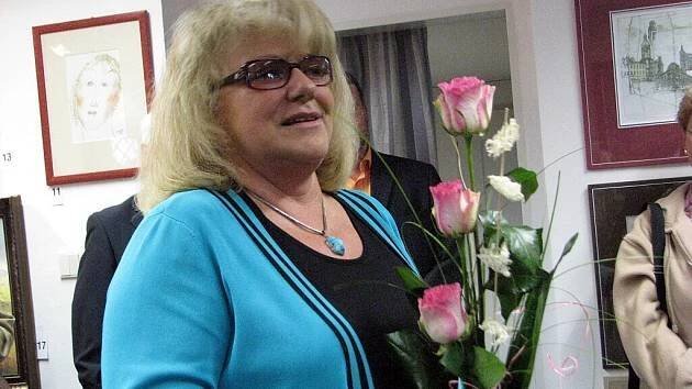 Hüttnerová vystavuje pod zámkem