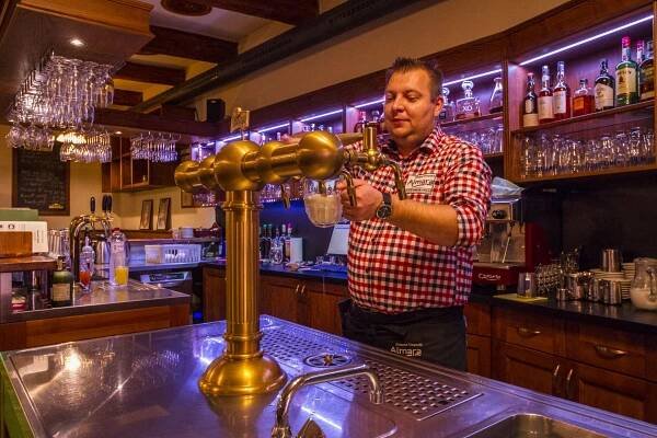 Almara Pub & Restaurant - visit.prachatice.eu