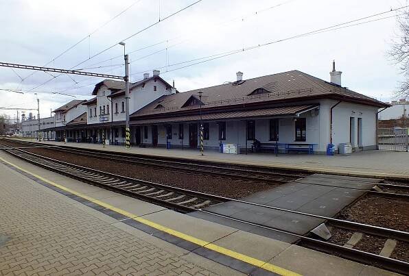 Soubor:Železniční stanice ČD Ostrava střed.jpg