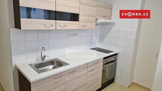 Pronájem Byt 1+1, Uherské Hradiště