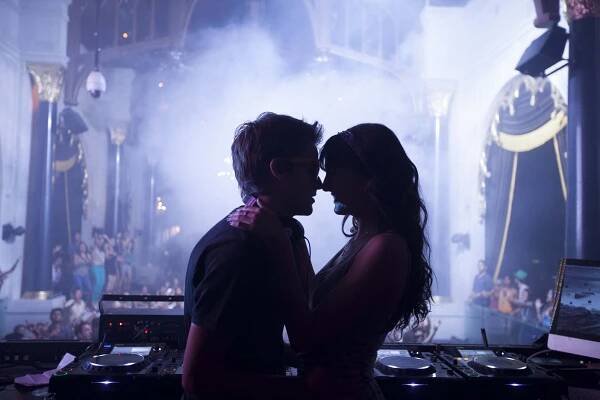 Devon Werkheiser, Camilla Belle - Guatdefoc - Z filmu