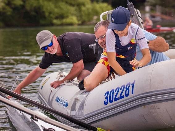 Ve veslařských sprintech získala cenný skalp dvojka Col s Koželuhem