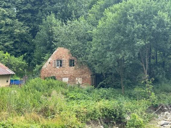 Dražba rodinného domu 90 m², pozemek 103 m², Vápenná