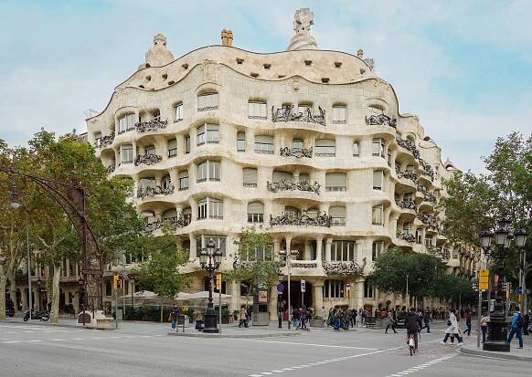 20 Most Instagrammable places in Barcelona and Best Photo Spots 9