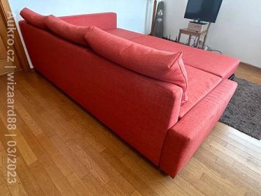 Rozkládací rohová sedačka IKEA FRIHETEN s úložným prostorem - Obývací pokoj