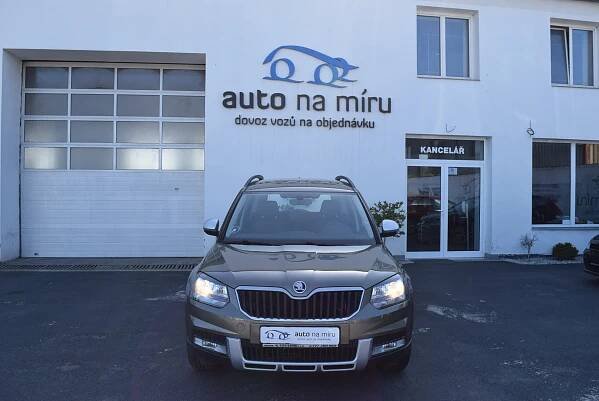 Škoda Yeti 1.4TSI 92kw DSG TAŽ OUTD. AMBI | Auto na mí­ru