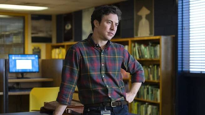Roush Review: FX's 'English Teacher' Is a Class Act