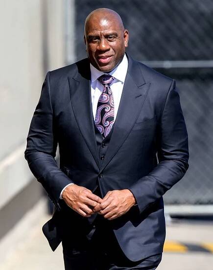 Magic Johnson Shuts Down 'False Story' He Donated Blood at the Red Cross