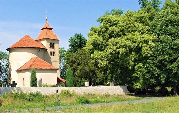 Přemyslovské hradiště Budeč