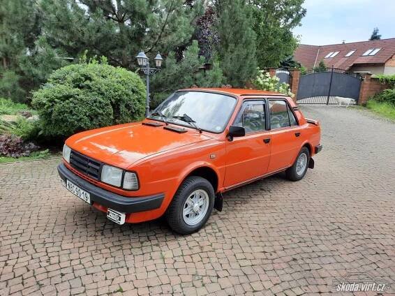 Honza/Škoda 120/Máňa < eMka < auta < skoda-virt.cz