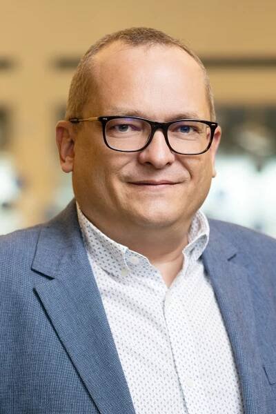 Z MediaCom se stává EssenceMediacom, v Česku agenturu povede David Novák - MAM