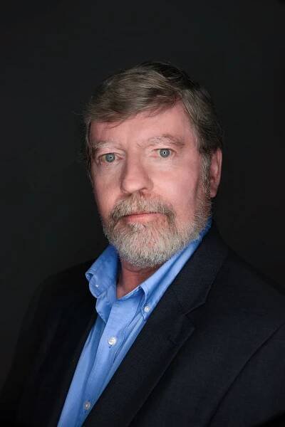 Shadow Hill – Thomas Kies – Novelist, Small Business Advocate and Environmentalist | Laura Steward: Speaker, Strategist