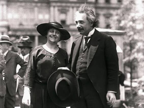 Génius: Einsteinovy | Milenky: Elsa Einsteinová