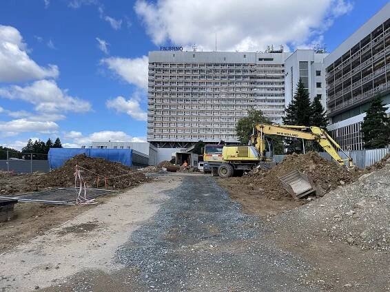 V Brně staví nové transplantační centrum za dvě miliardy, otevře se v roce 2026