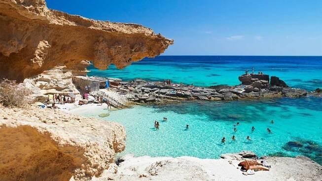 Island Travel Destinations - Deseo Travel
