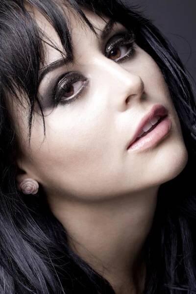 Zuria Vega - Telenovely.net ... vše o telenovelách na jednom místě
