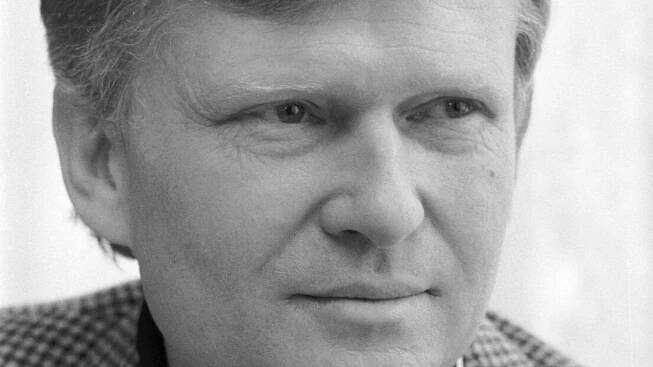Hrdina seriálu Zákony pohybu Viktor Vrabec (†80) musel opustit divadlo...