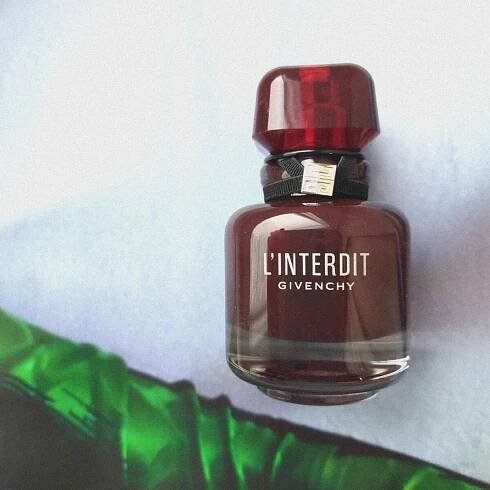 L'Interdit Eau de Parfum Rouge Givenchy pro ženy