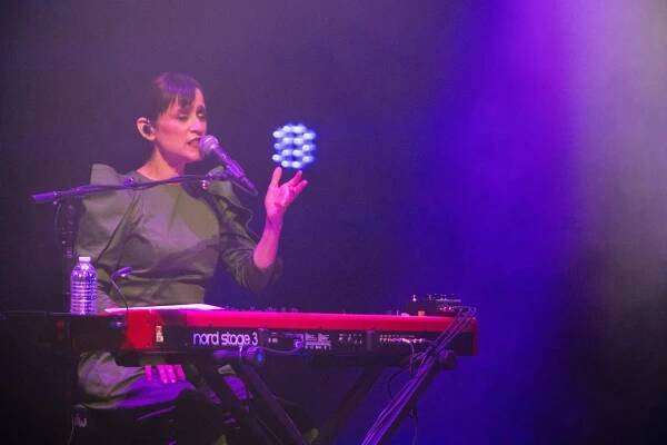 Photo of Julieta Venegas onstage
