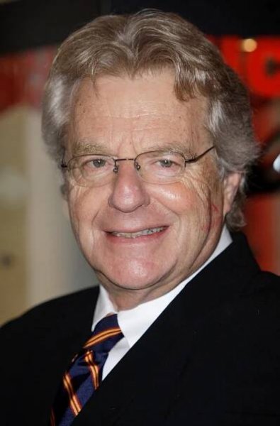 Zemřel kontroverzní moderátor Jerry Springer: Proslul pořady o nevěře a sexuálních úchylkách