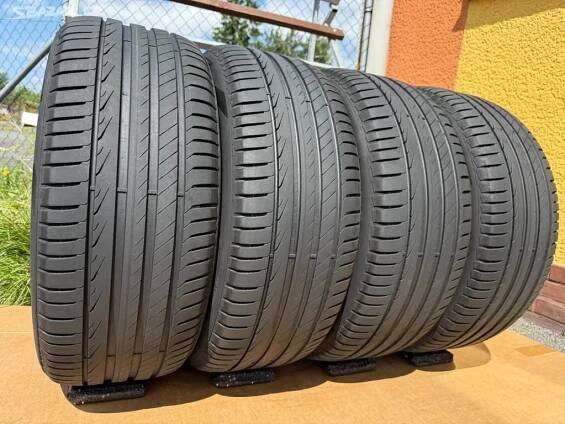 Zánovní letní pneu 235/45/18 Pirelli Cinturato P7 - Cheb - Bazar