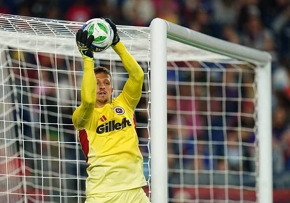 New England Revolution GK Aljaž Ivačič 