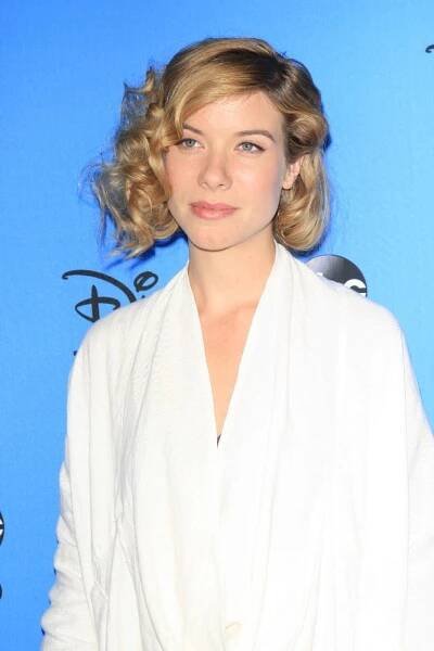 Tessa Ferrer | Fandíme filmu