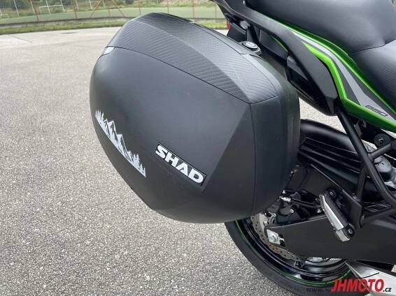 Kawasaki Versys 650 2023 nové v ČR,serviska,1.majitel, 3kufry (2023), 169.999 Kč