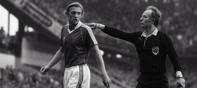 Jan Berger v zápase Sparty s Realem Madrid  v Poháru UEFA v roce 1983