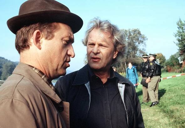 Otec Braun - Tři rakve a jedno dítě - Z filmu - Peter-Heinrich Brix, Peter Sattmann