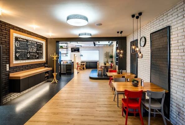 11 Restaurace Zastávka | VALUŠEK INTERIÉR - kuchyně, designový nábytek, interiéry
