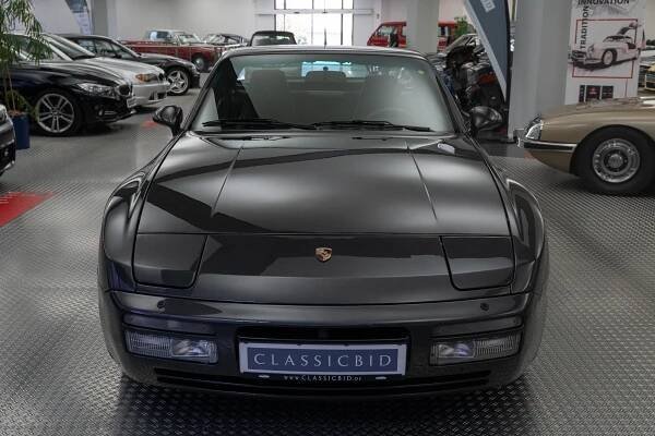 Porsche 944 Turbo