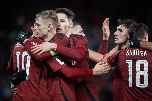 Feyenoord - Sparta živě v TV: kde sledovat šestý zápas Ligy mistrů?