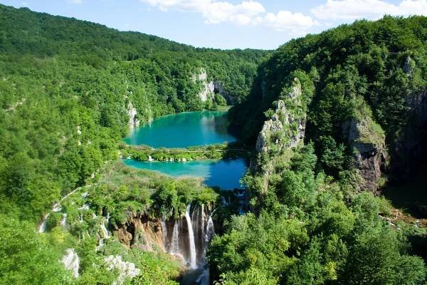 Soubor:Plitvice Lakes National Park (2).jpg – Wikipedie