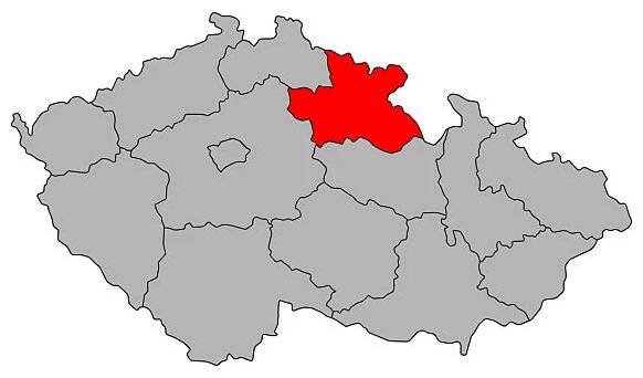 hradec králové region české republiky mapa, cestování web byt koncept ikona vektorové ilustrace - hradec králové region stock ilustrace