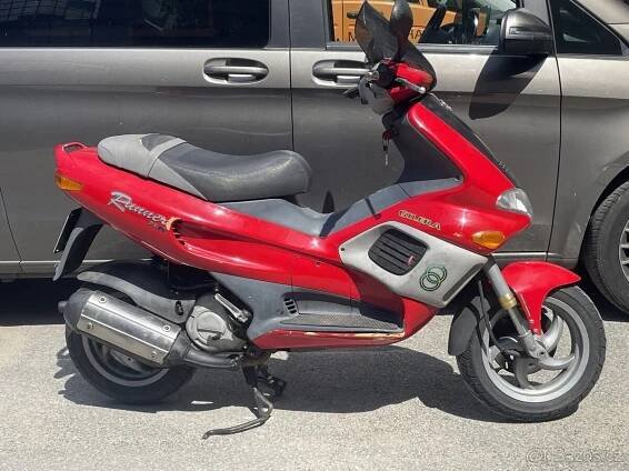 Gilera Runner FXR 180 2T - Praha 6