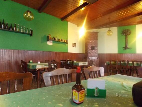 Zahradní restaurace na Mýtnici v Jablonném nad Orlicí