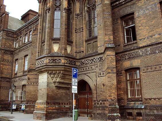 Soubor:Nemocnice U Apolináře2.jpg – Wikipedie