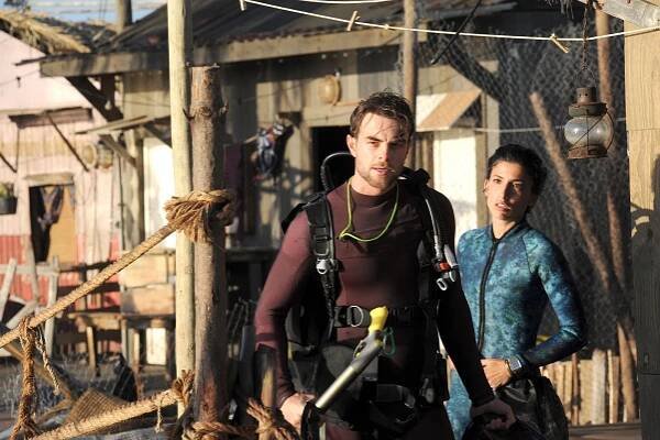 Nathaniel Buzolic, Tania Raymonde - Útok z hlubin 3 - Z filmu