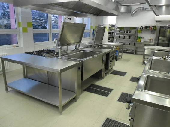 TREFA : Gastronomická zařízení - Reference, projekce, prodej vybavení pro gastronomické provozy Hradec Králové, kuchyně
