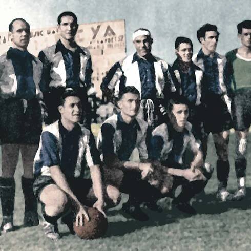 UD Levante’s team, trophy winner.