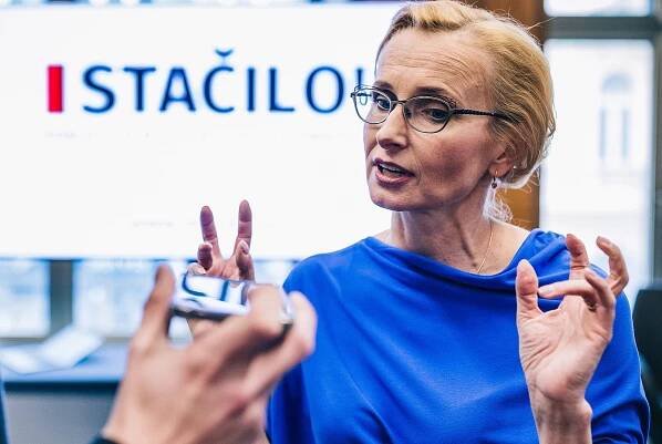 PETRÁČEK: Konečná uspěla proto, že nabídla Konečnou. I ona už zlomila nad tradiční levicí hůl