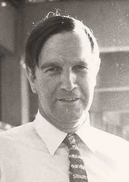 Ian Sinclair - Wikipedia