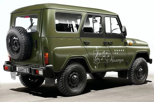 Nesmrtelné auto české armády. UAZ 469 se za půl století skoro nezměnil, vzniká dodnes