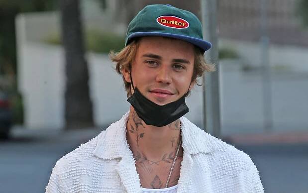 "Ježíš za tebe dal svůj život," pokračuje Justin Bieber v evangelizaci svých 180 milionů následovníků