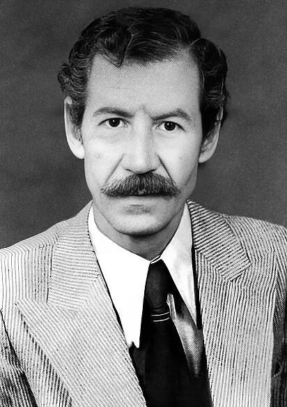 M'hamed Issiakhem