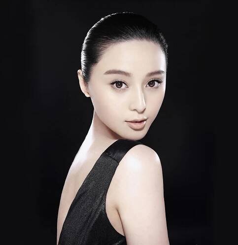 Download Chinese Singer Actress Celebrity Fan Bingbing HD Wallpaper