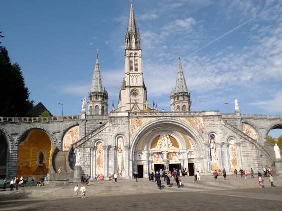 Zjavenie P. Márie v Paríži na rue du Bac a Lurdy – Združenie Zázračnej medaily