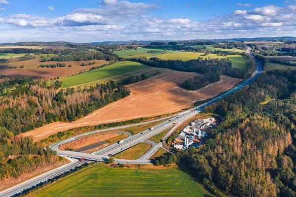 Opd.cz - D1 Modernizace - úsek 10, EXIT 75 Hořice - EXIT 81 Koberovice 